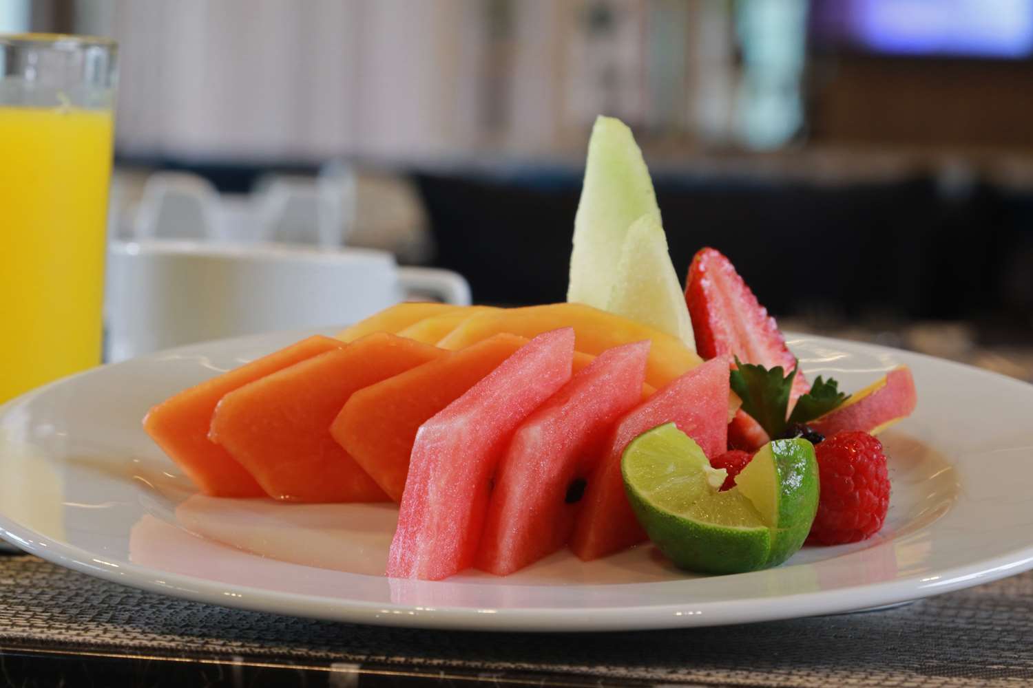 Фото Hilton Garden Inn Monterrey Obispado