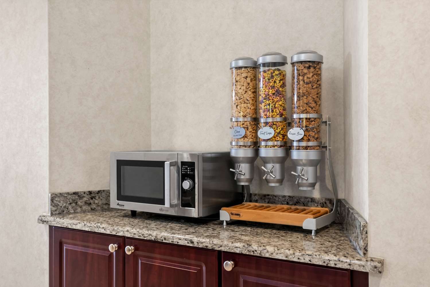 Фото Best Western Swan Castle Inn