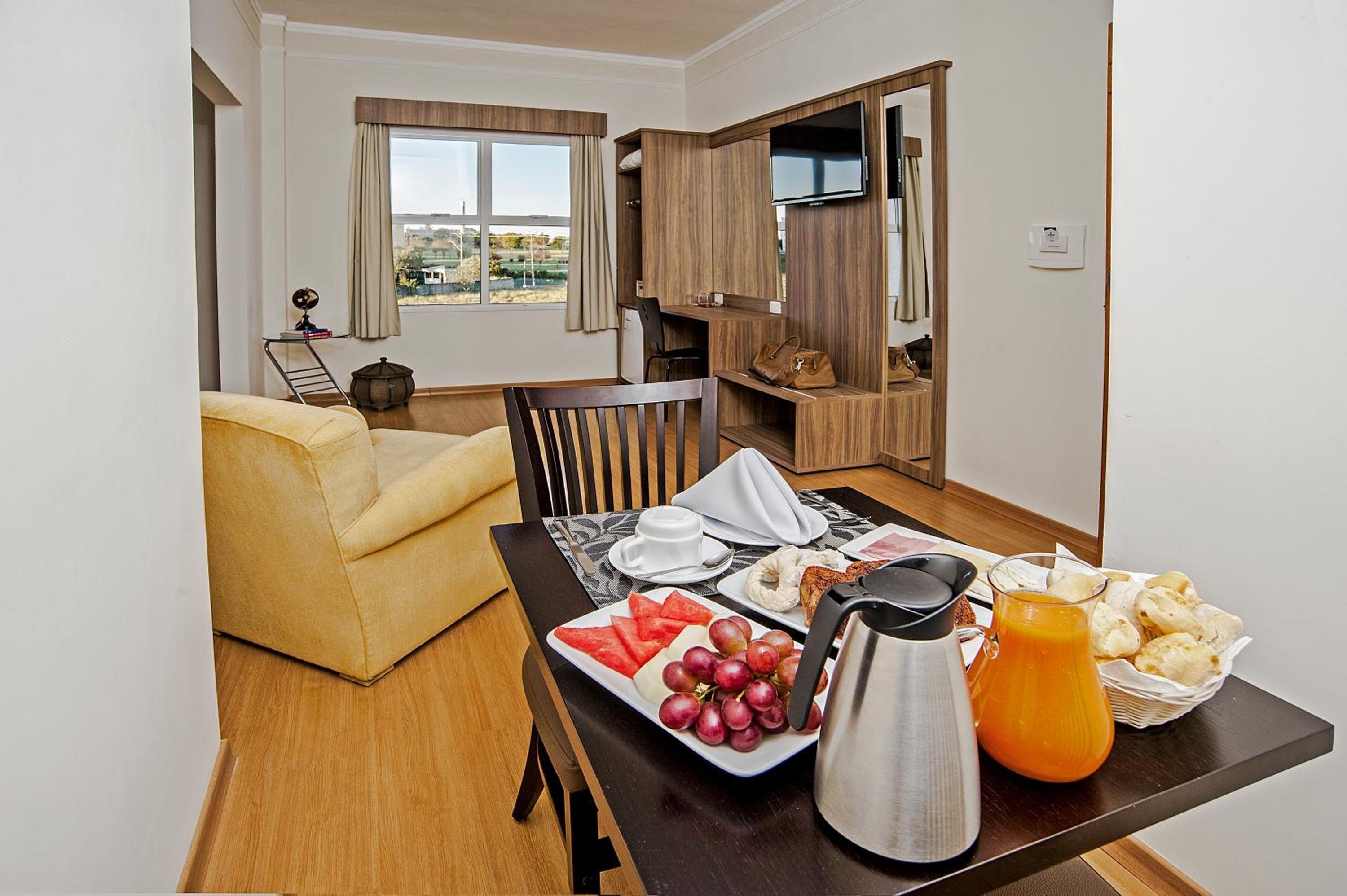 Фото The Hill Executive