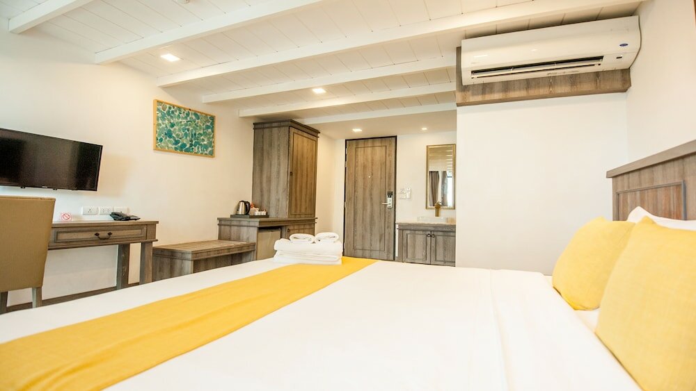 Фото B2 Riverside Premier Hotel