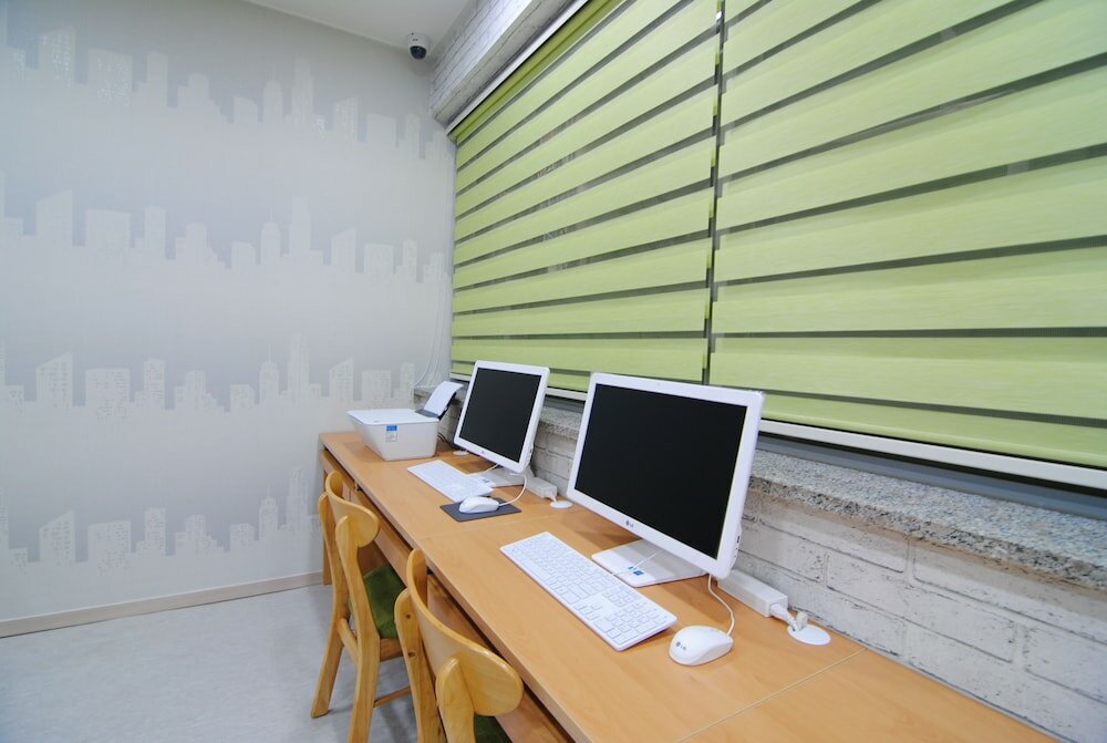 Фото Inn The City Business Hotel