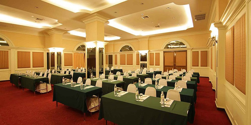 Фото Convenient Park Bangkok