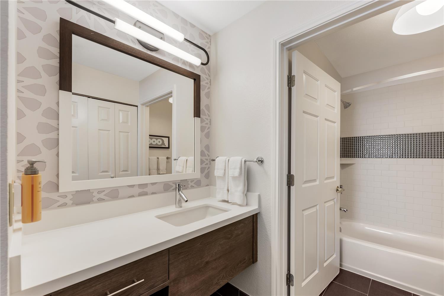 Фото Sonesta Es Suites Austin The Domain Area