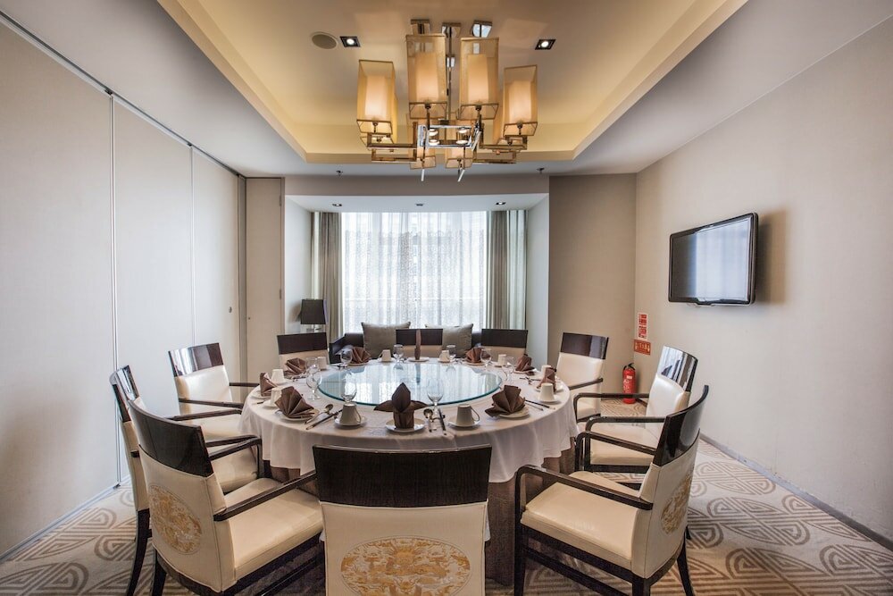 Фото Holiday Inn Beijing Focus Square