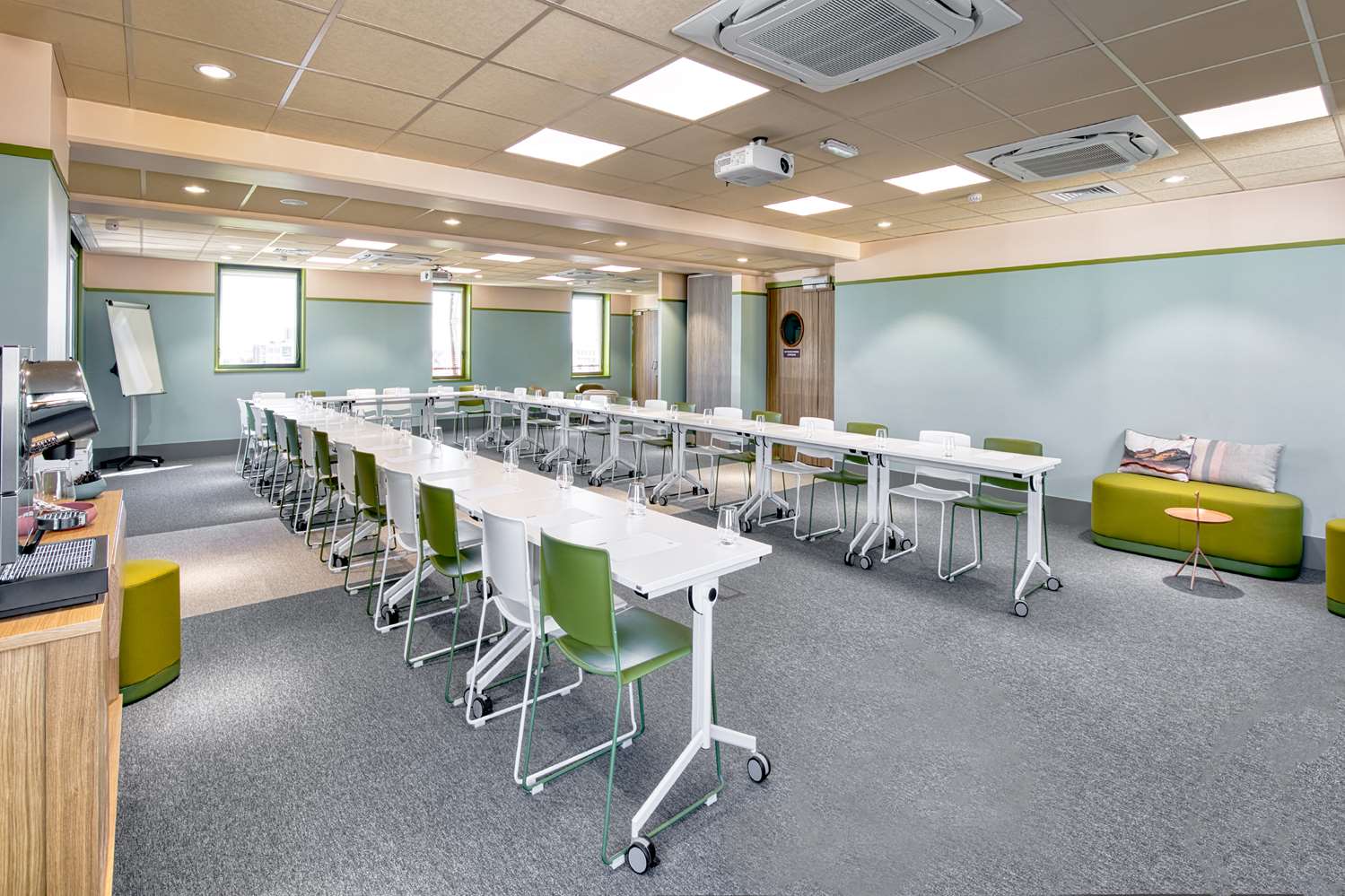 Фото Aiden by Best Western Clermont Ferrand 