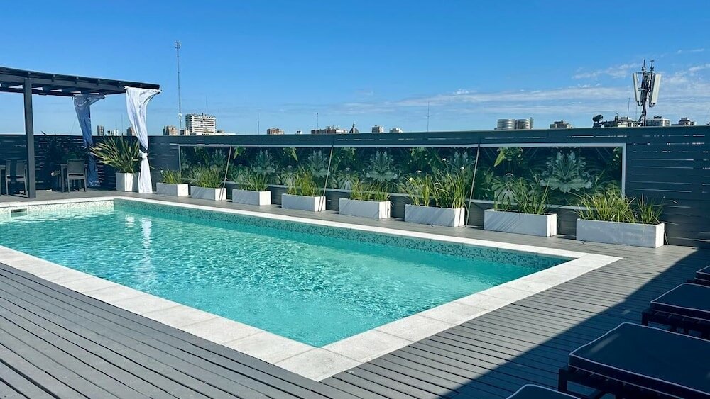 Фото Broadway Hotel & Suites