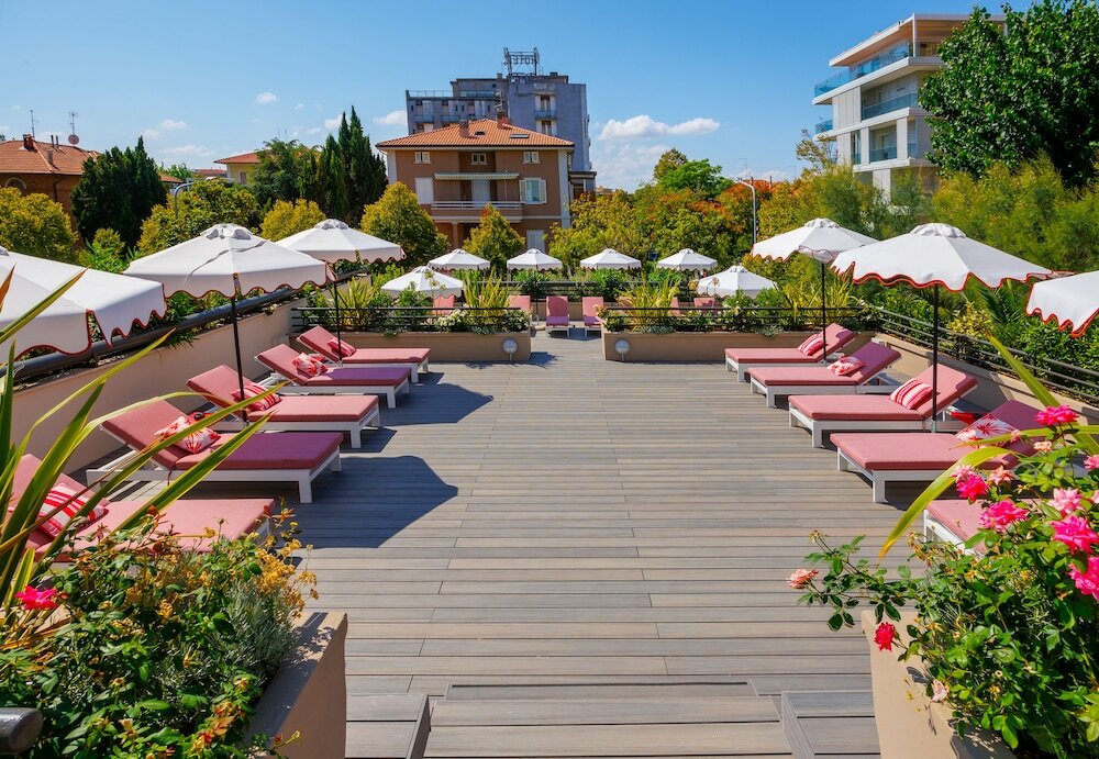 Фото Charlie in Pesaro