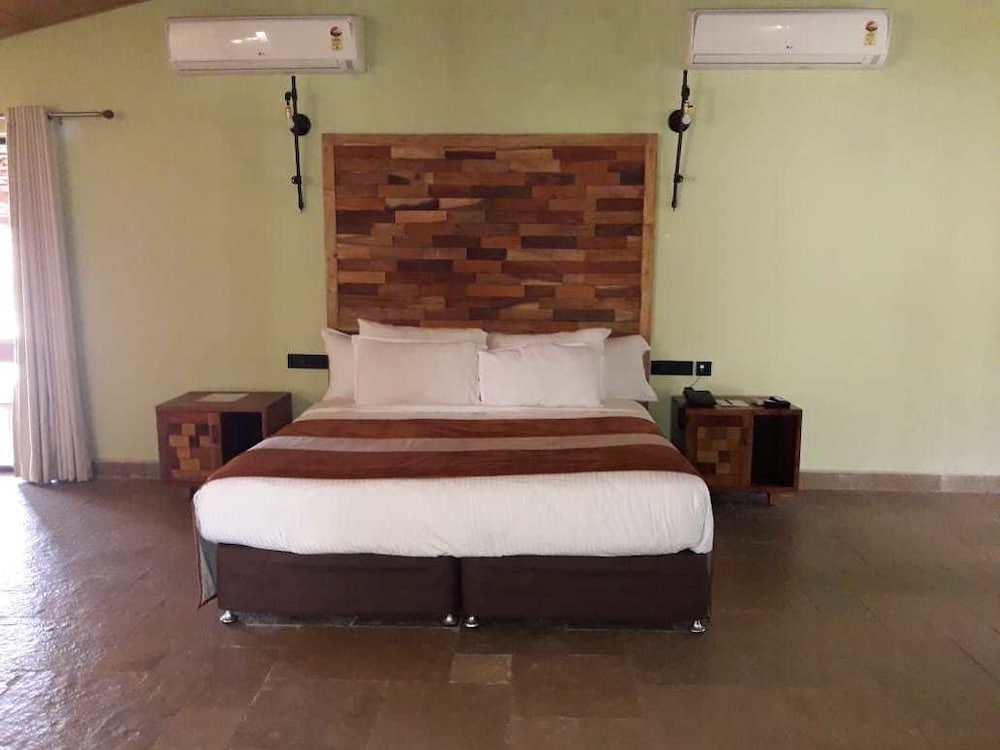 Фото The Windflower Jungle Resorts and SPA