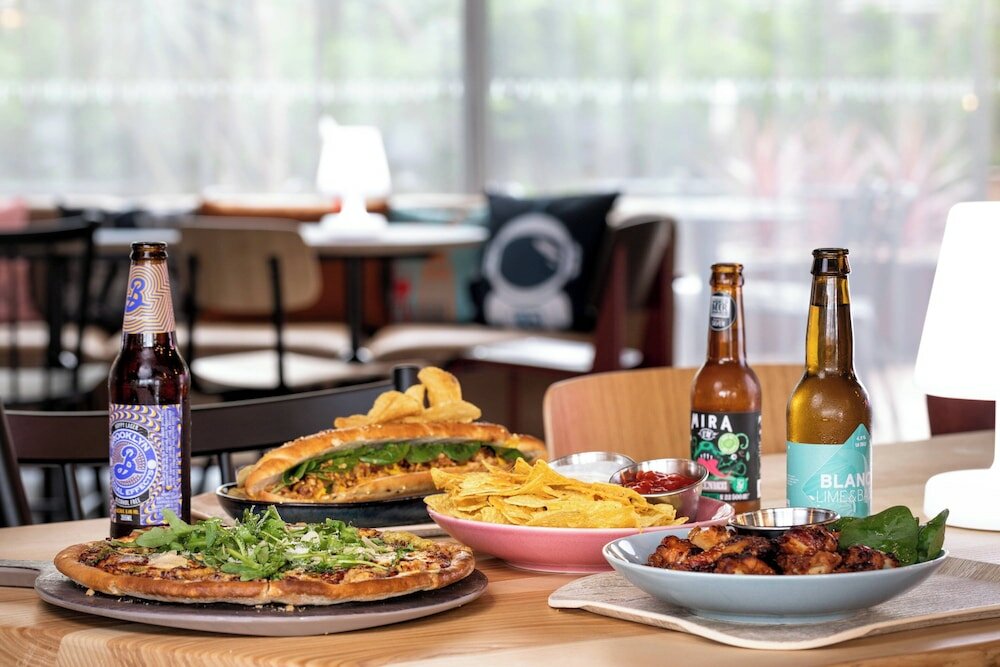 Фото Moxy Bordeaux