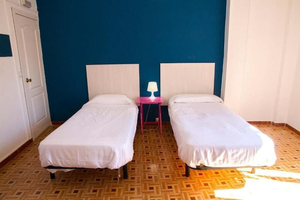 Фото Russafa Youth Hostel