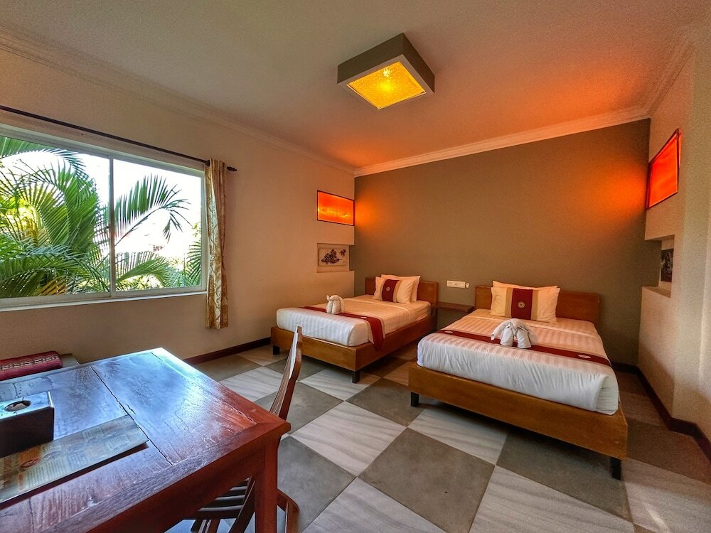 Фото Villa Um Theara - Urban Retreat