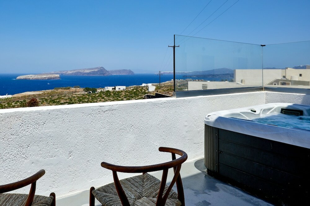 Фото Symmetry Suites