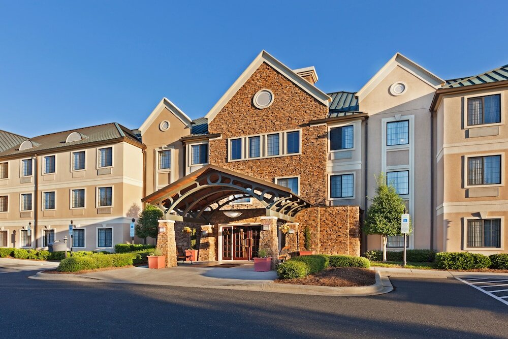 Фото Staybridge Suites Charlotte Ballantyne, an Ihg Hotel
