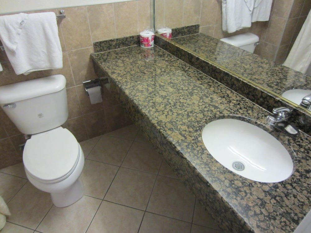 Фото Starlight Inn Canoga Park