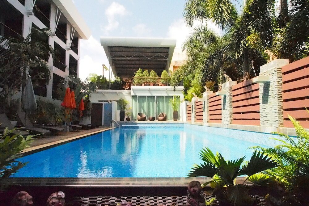 Фото Baan Suwantawe Hotel Apartment