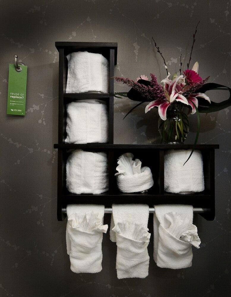 Фото Hampton Inn & Suites Raleigh Downtown