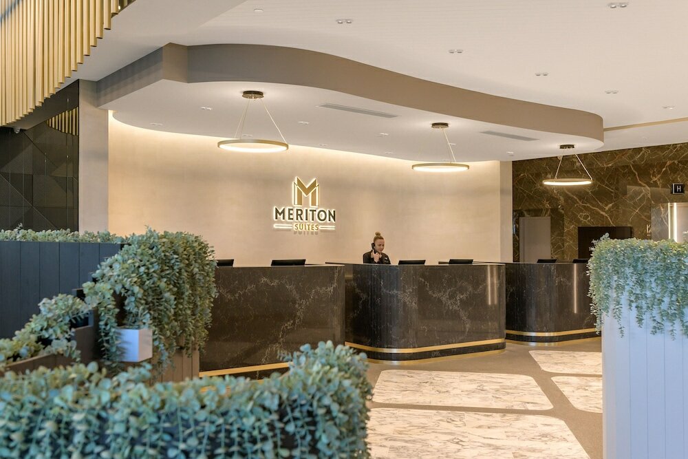 Фото Meriton Suites Surfers Paradise