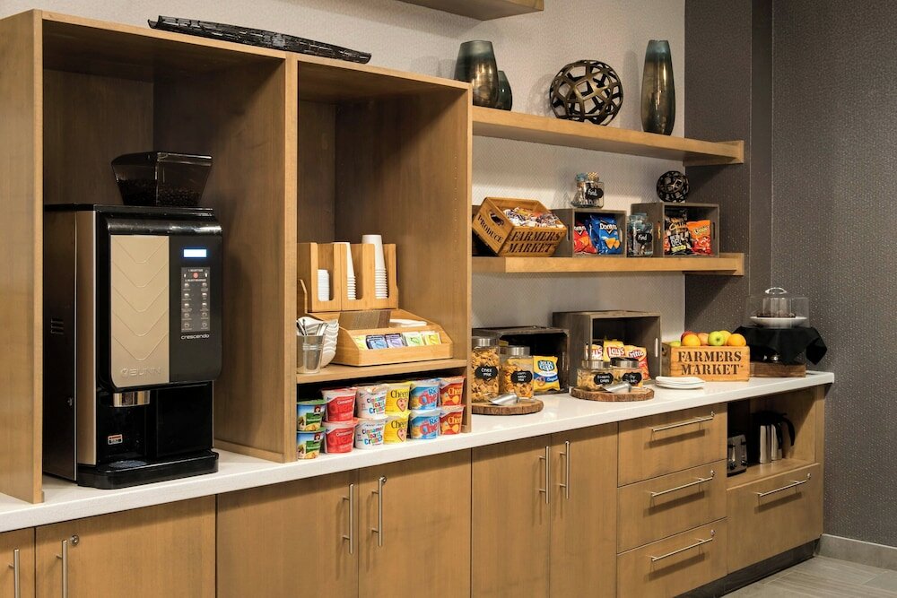 Фото Delta Hotels by Marriott Utica