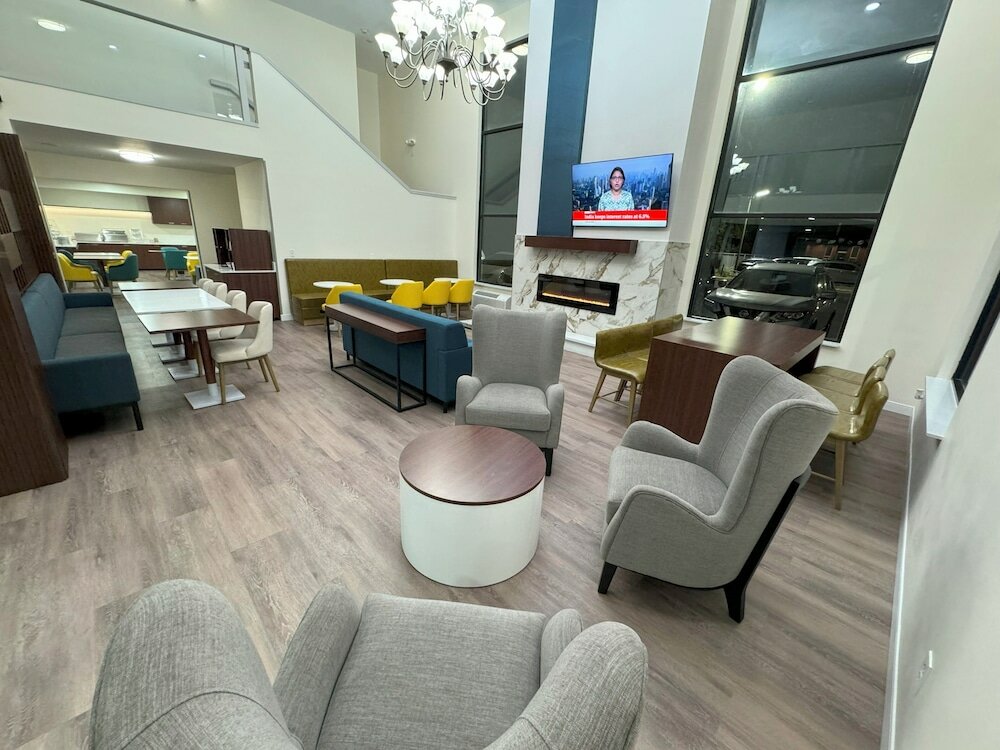 Фото Ramada by Wyndham Salt Lake City