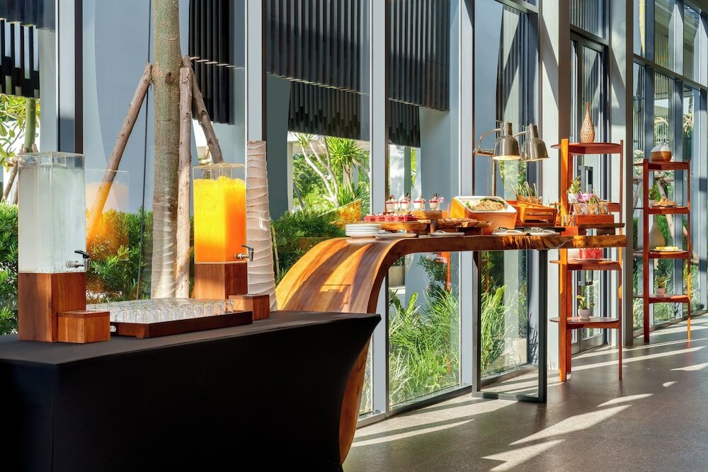 Фото Mercure Rayong Lomtalay Villas & Resort