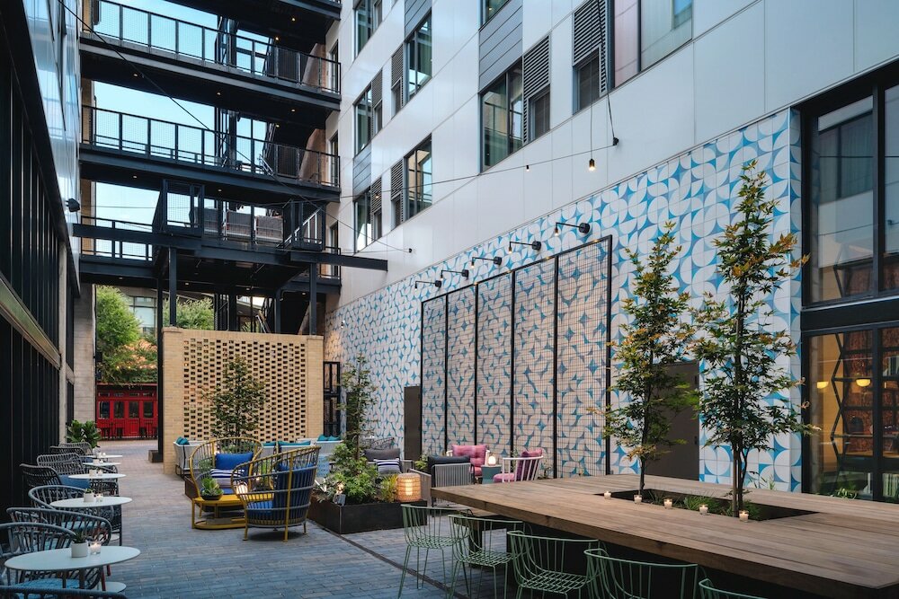 Фото Origin Austin, A Wyndham Hotel