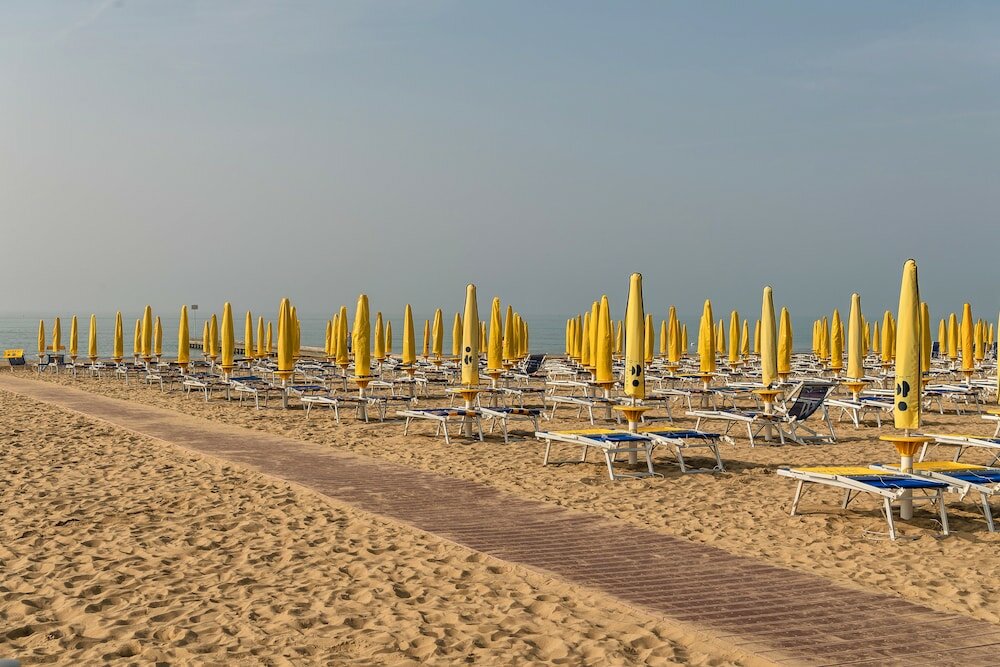 Фото Baia del Mar Beach Boutique Hotel