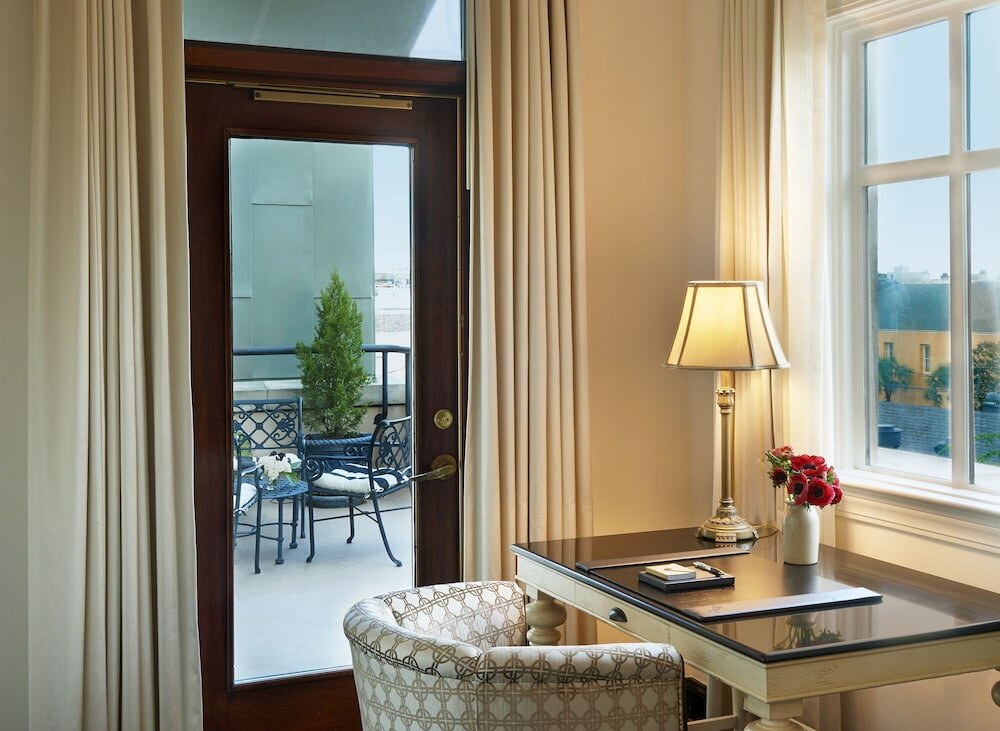 Фото French Quarter Inn