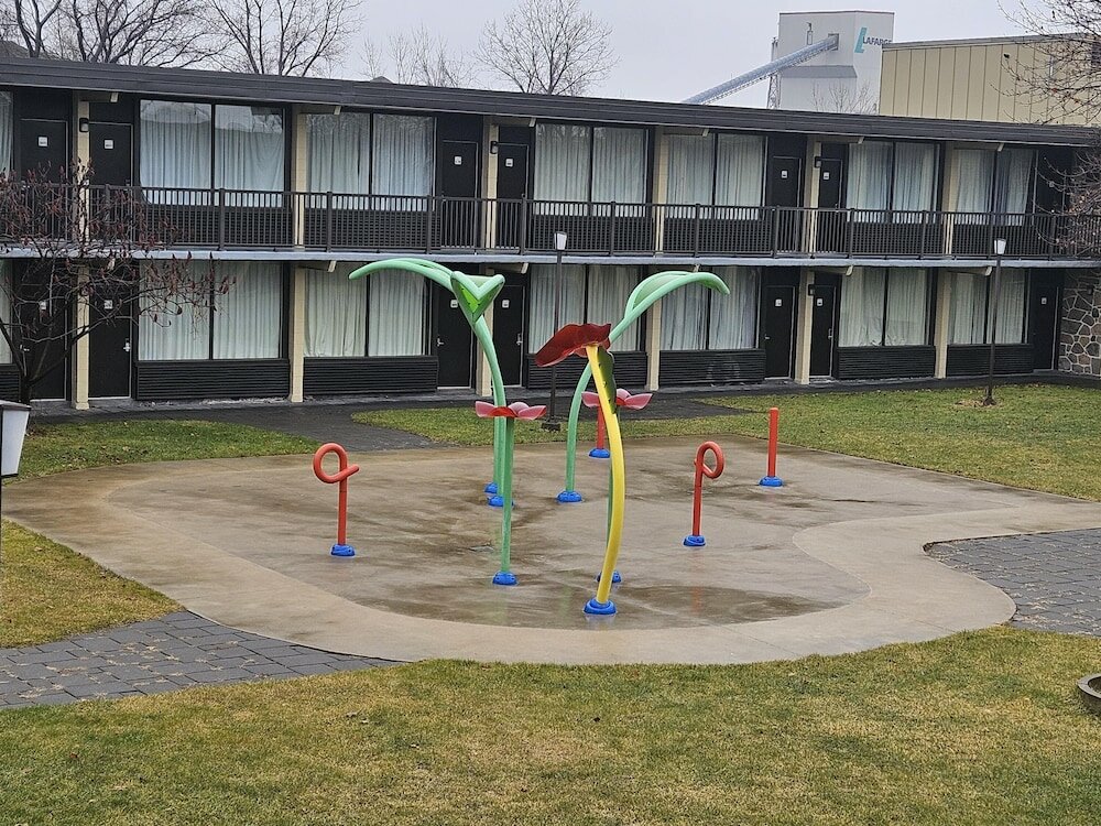 Фото Radisson Hotel Montreal Airport