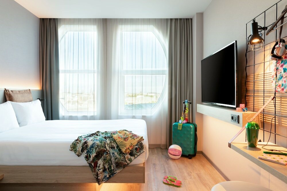 Фото Moxy The Hague