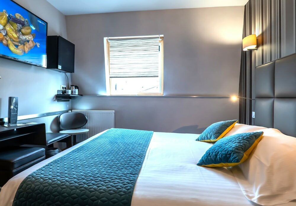 Фото Hôtel d'Orléans