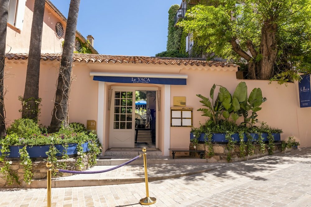 Фото Hôtel Le Yaca Saint-Tropez