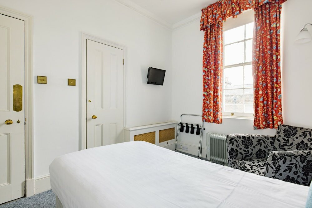 Фото The Abbey Court Notting Hill