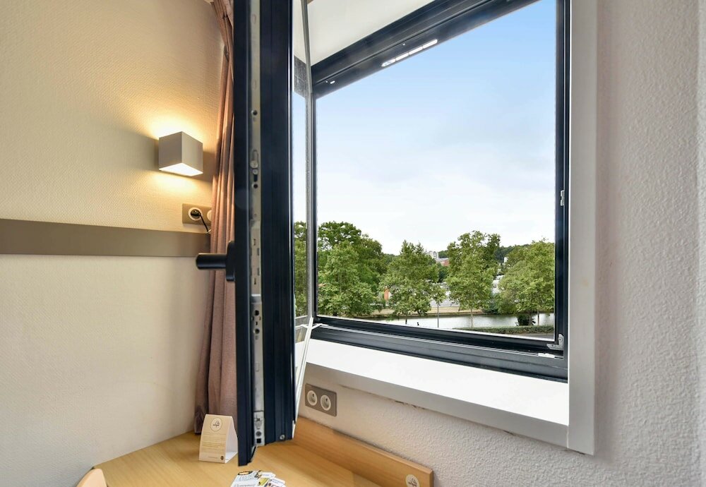 Фото B&b Hôtel Toulouse Centre