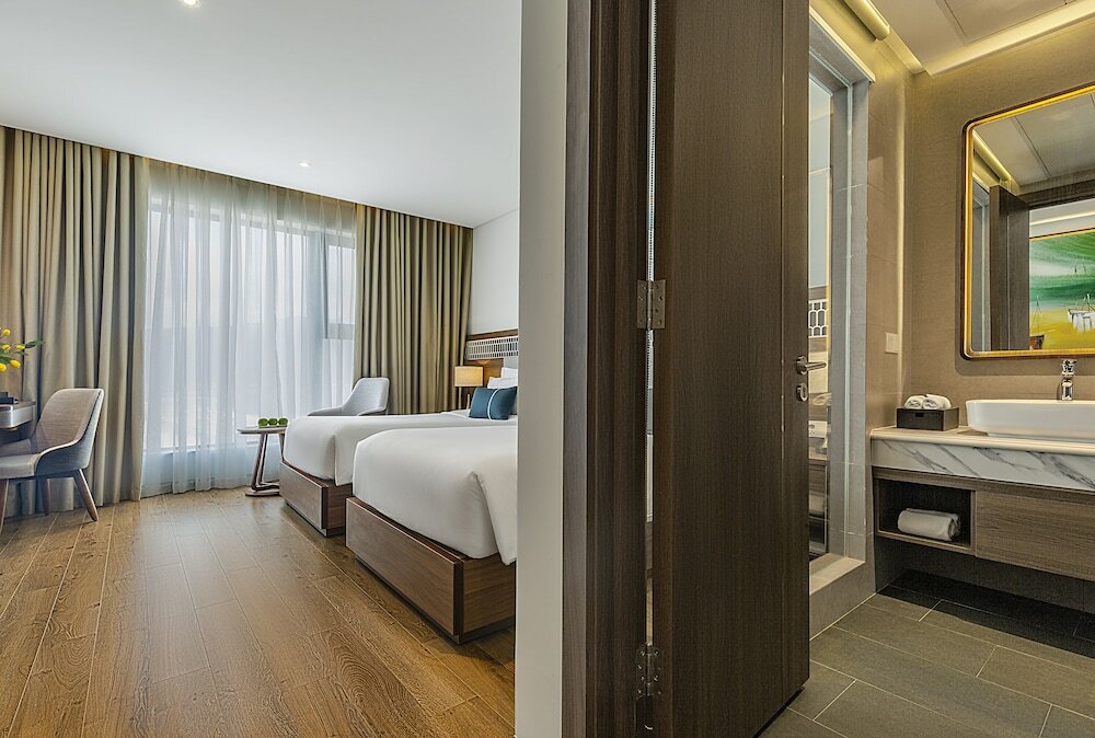 Фото Peninsula Hotel Danang