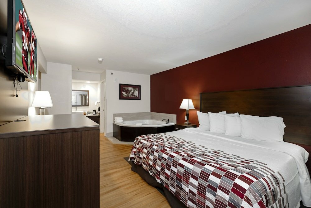 Фото Red Roof Inn Helen