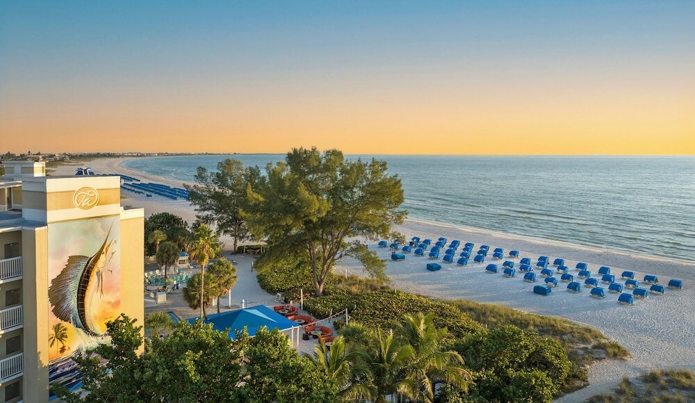 Фото RumFish Beach Resort by TradeWinds