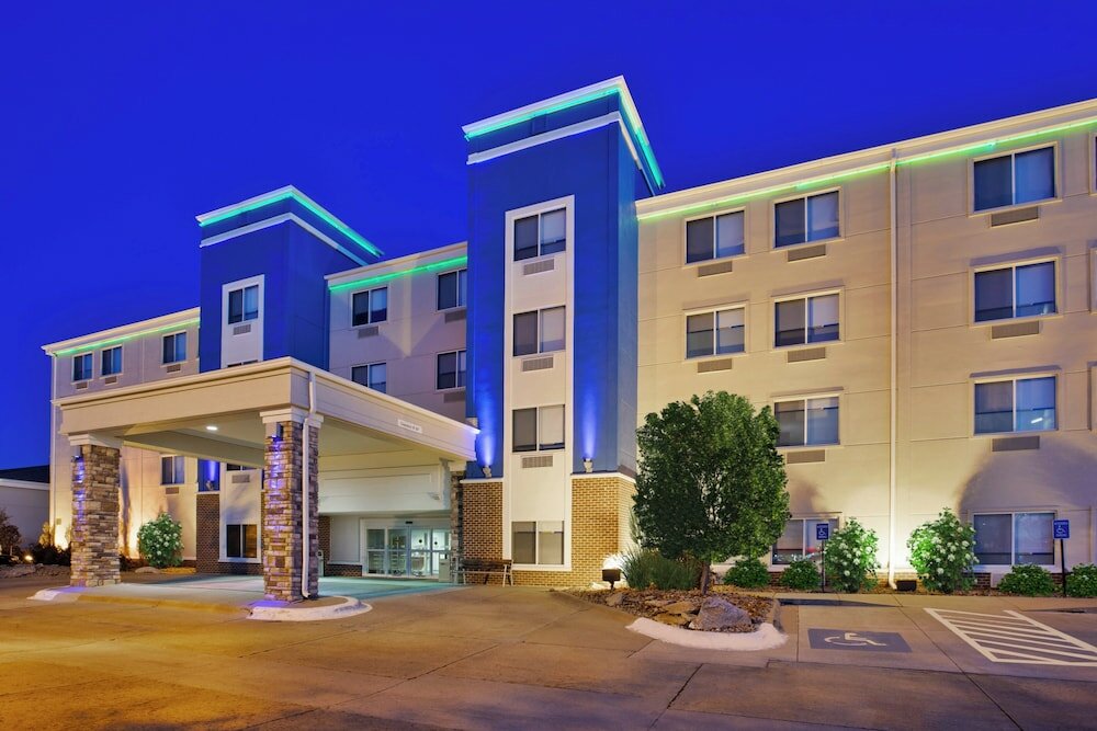 Фото Holiday Inn Express Fremont, an Ihg Hotel