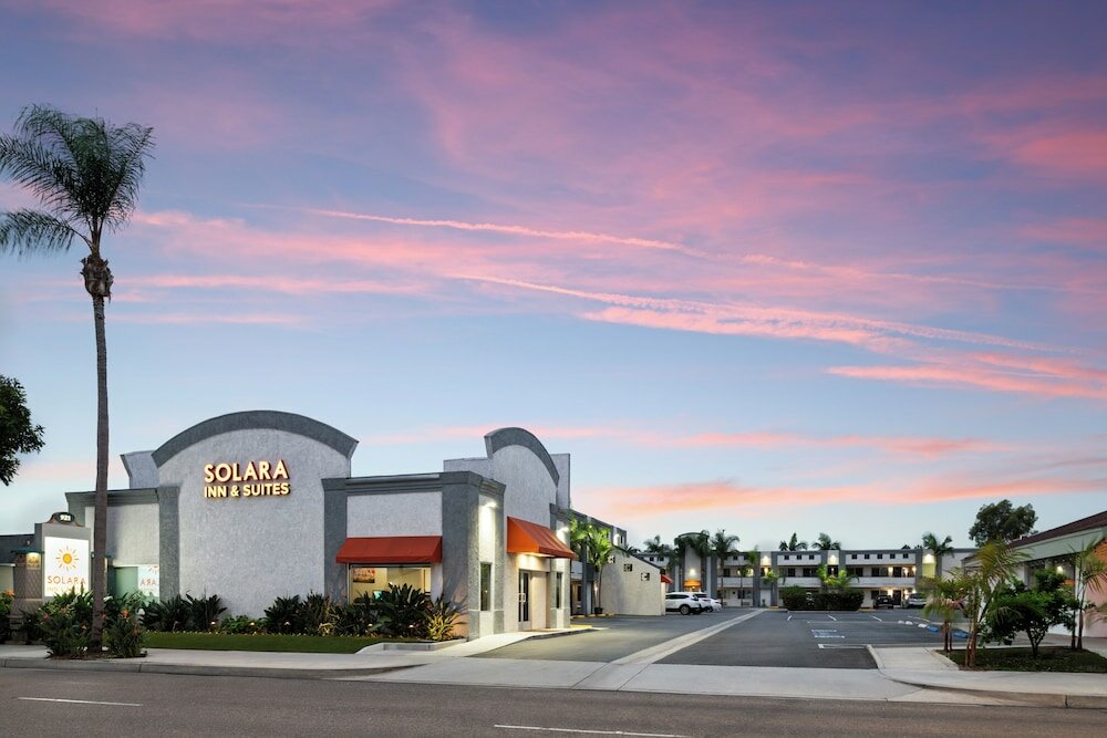 Фото Ramada by Wyndham Anaheim Maingate North