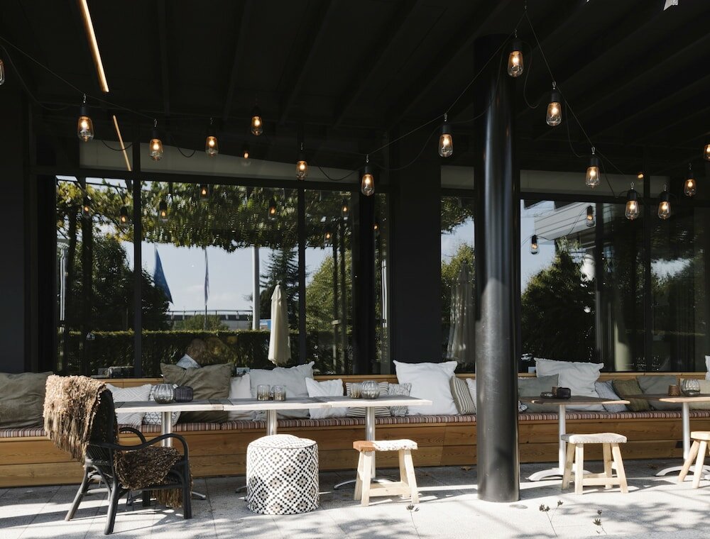 Фото Hotel Serwir