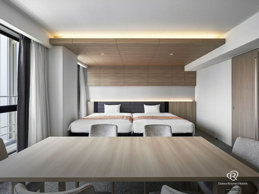 Фото DaiwaRoynetHotel Kobe-Sannomiya Premier