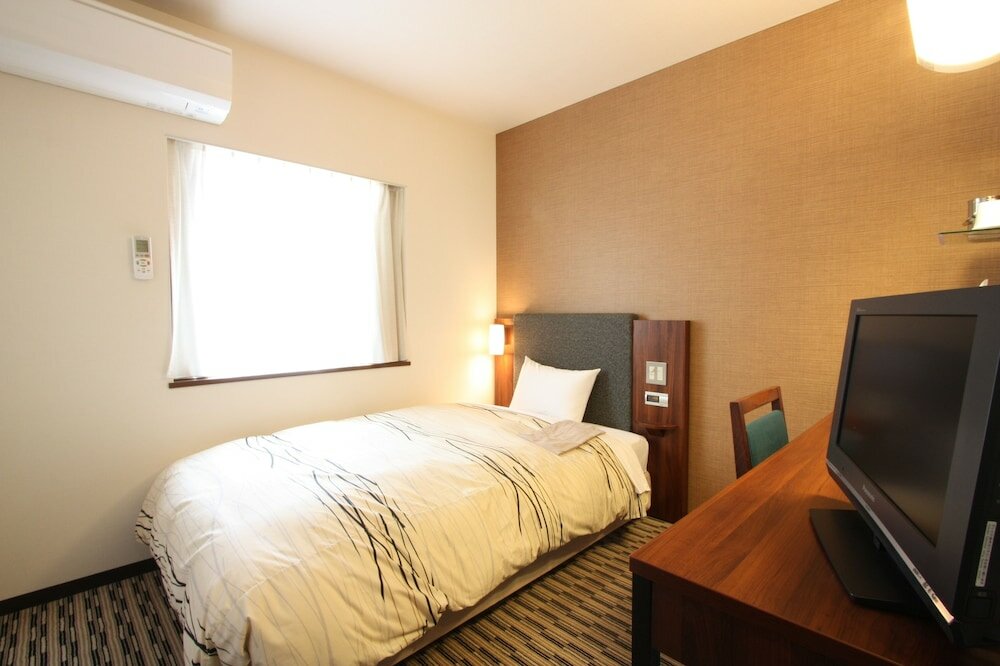 Фото Uozu Manten Hotel Ekimae