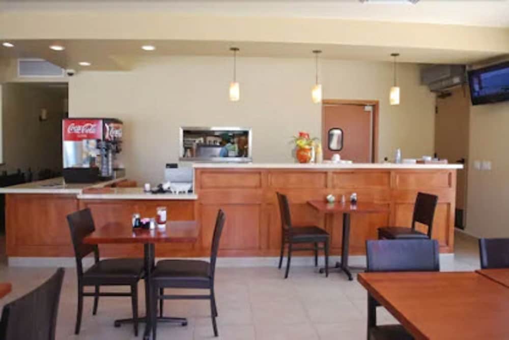 Фото Bella Capri Inn