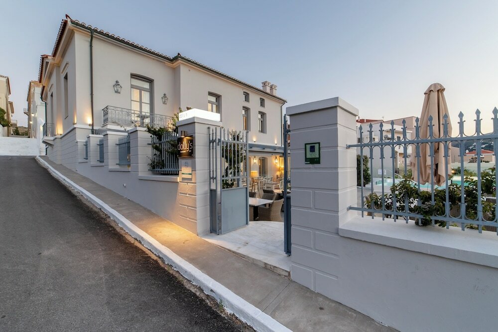 Фото Micra Anglia Boutique Hotel & SPA