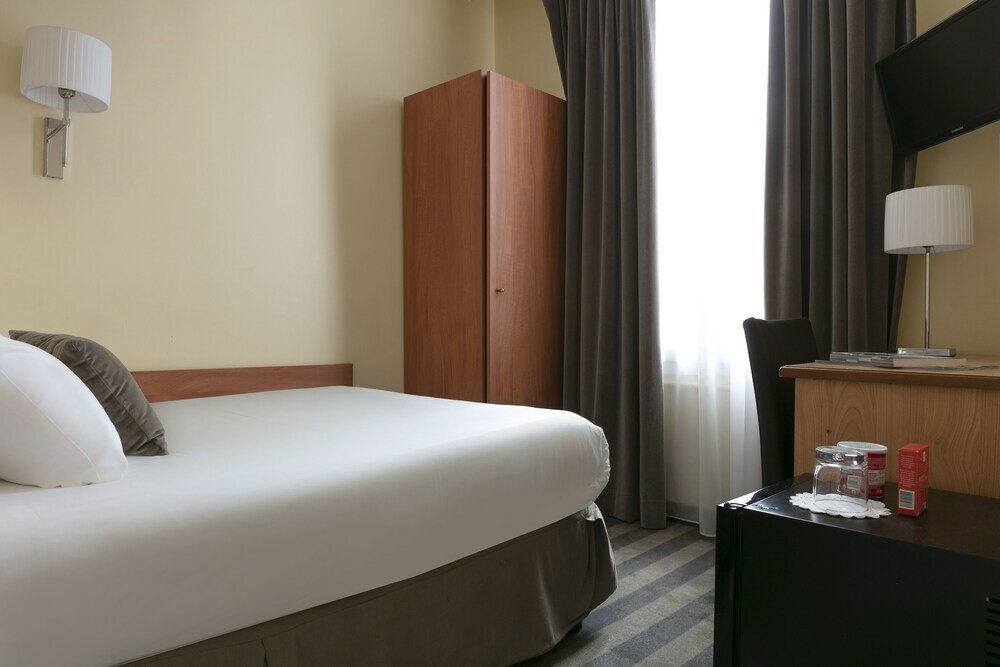 Фото Saint Cyr Etoile