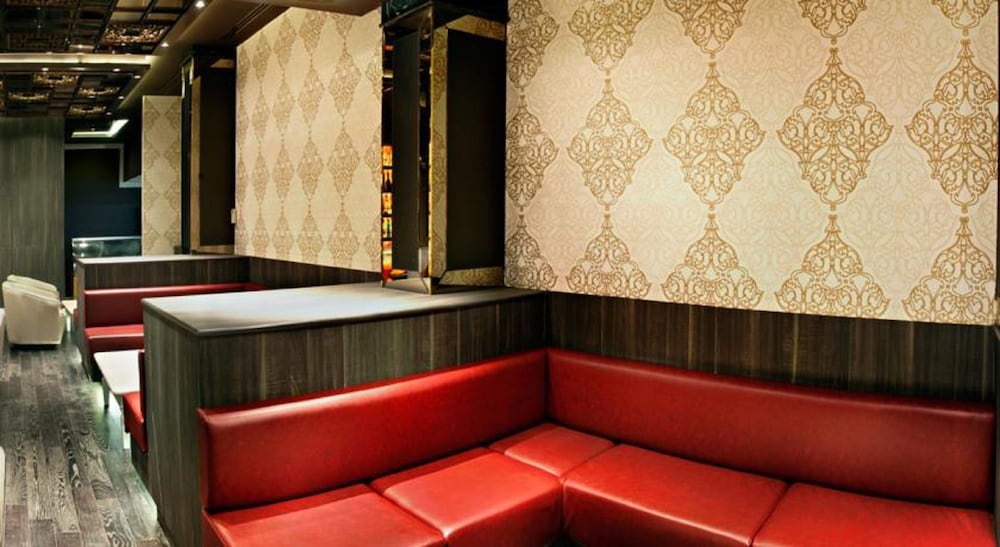 Фото Grace Hotel Bangkok