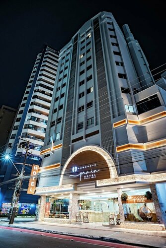 Внешний вид отеля Camboriú Praia Hotel в Балнеário-Камбориу, фото 1