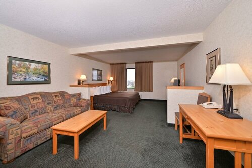 Гостиница Kelly Inn and Suites Mitchell в Митчелле
