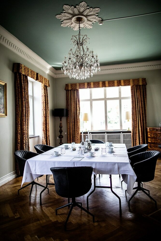 Фото Fredensborg Store Kro