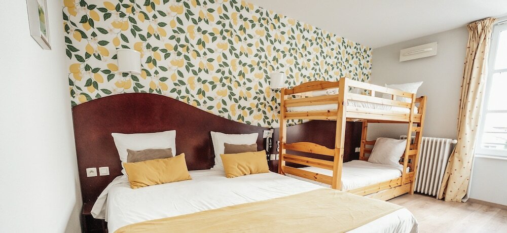 Фото Hôtel Les Commerçants