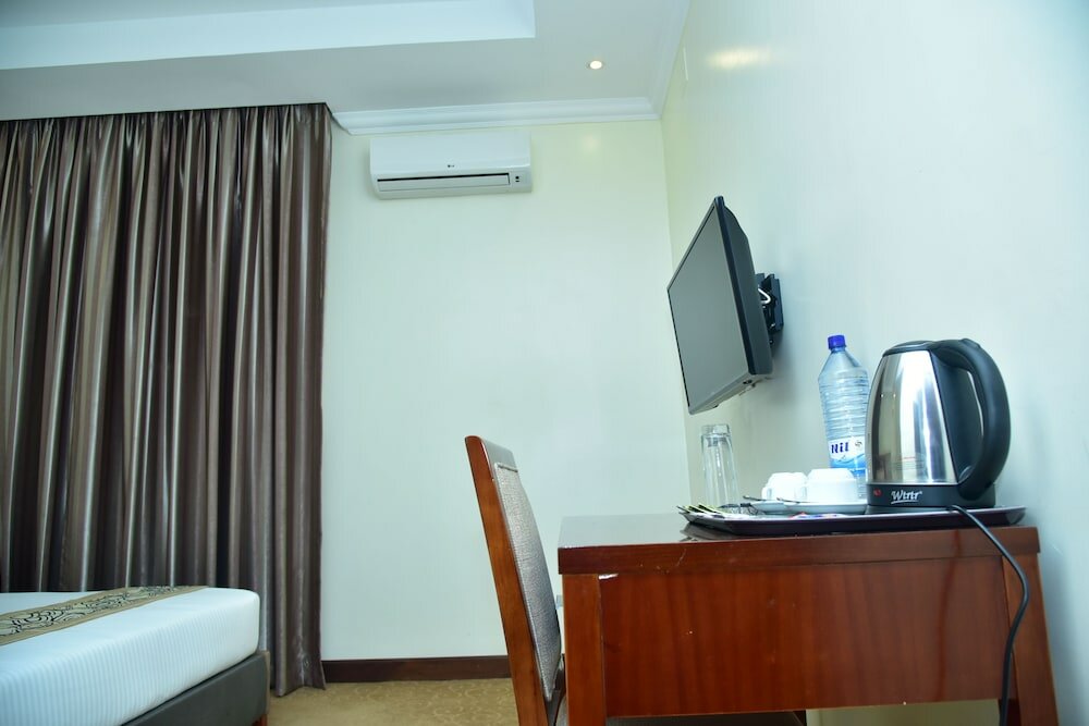 Фото Great Seasons Hotel